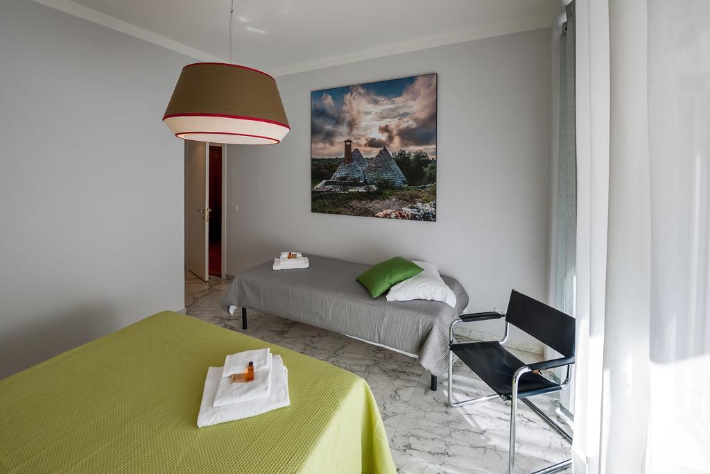 Magenta Vaticano Fornaci Roma Habitación foto